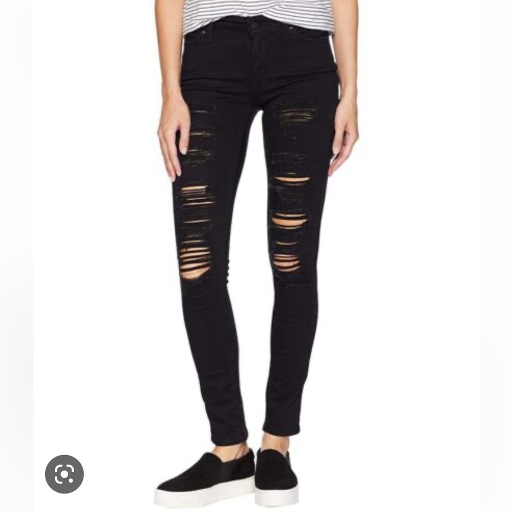 NWOT LEVIS Black Ripped 711 Skinny Jeans Mid-Rise